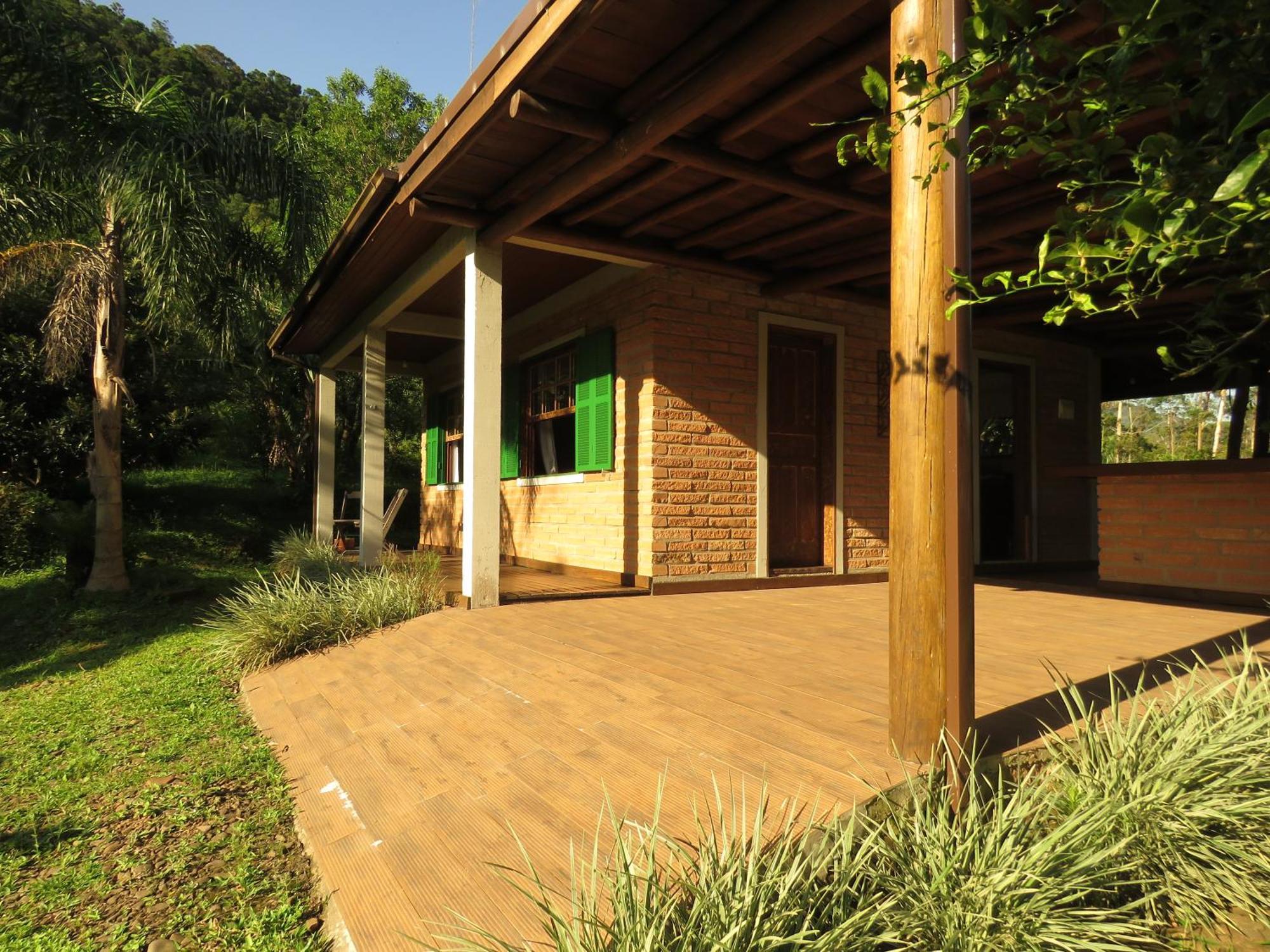 Holiday home Casa Ecologica Na Montanha Praia Grande (Santa Catarina)